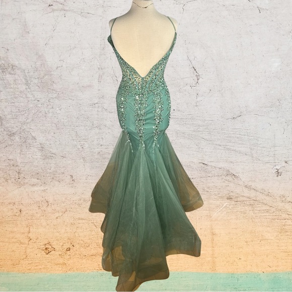 Jovani Green Sequin Beaded Prom Dress Mermaid Style Corset Top and Tulle Sz 4 - Picture 4 of 15